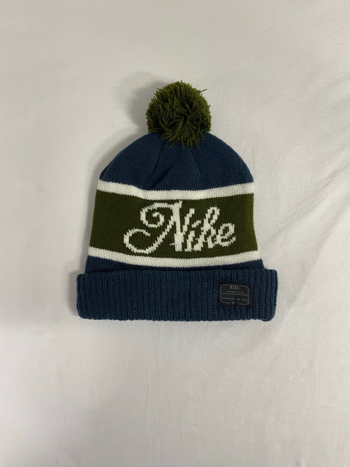 나이키 방울 비니 올드 스노우 상품이미지1