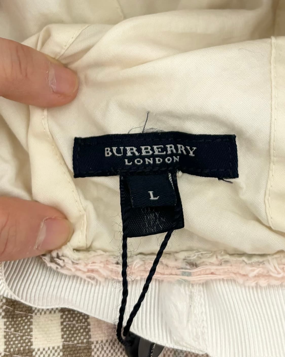 버버리 핑크 체크 버킷햇 상품이미지4