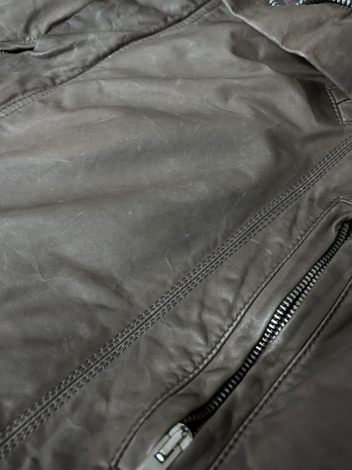 릭오웬스 다크 더스트 카프스킨 드레이프 하이넥 자켓 상품이미지10