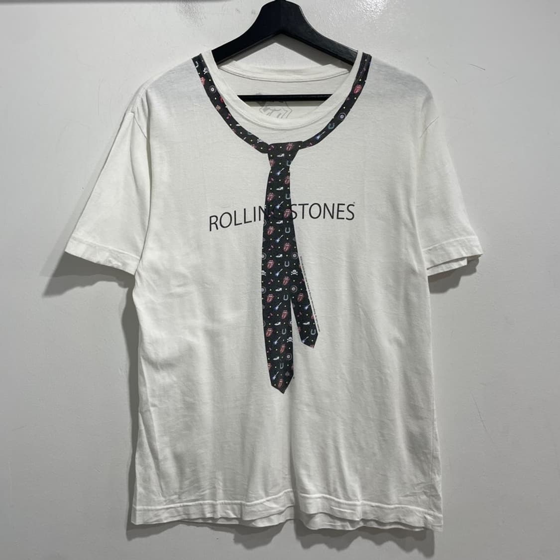 롤링스톤 넥타이프린팅 반팔티 상품이미지2