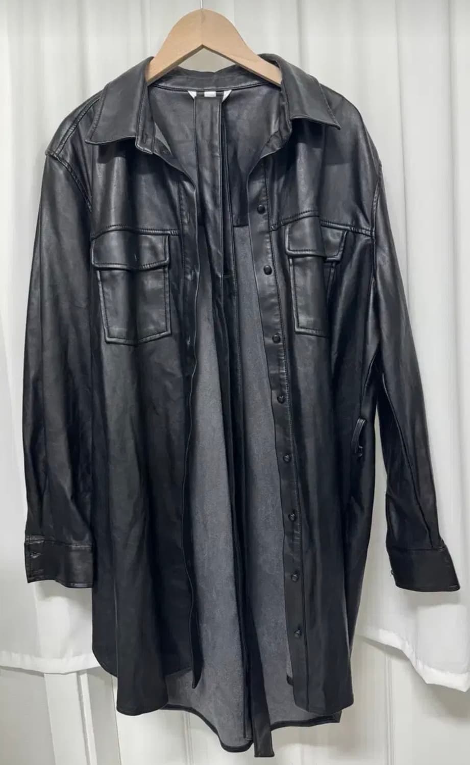 H&M 블랙 레더 셔츠형 롱 자켓 ops 상품이미지3