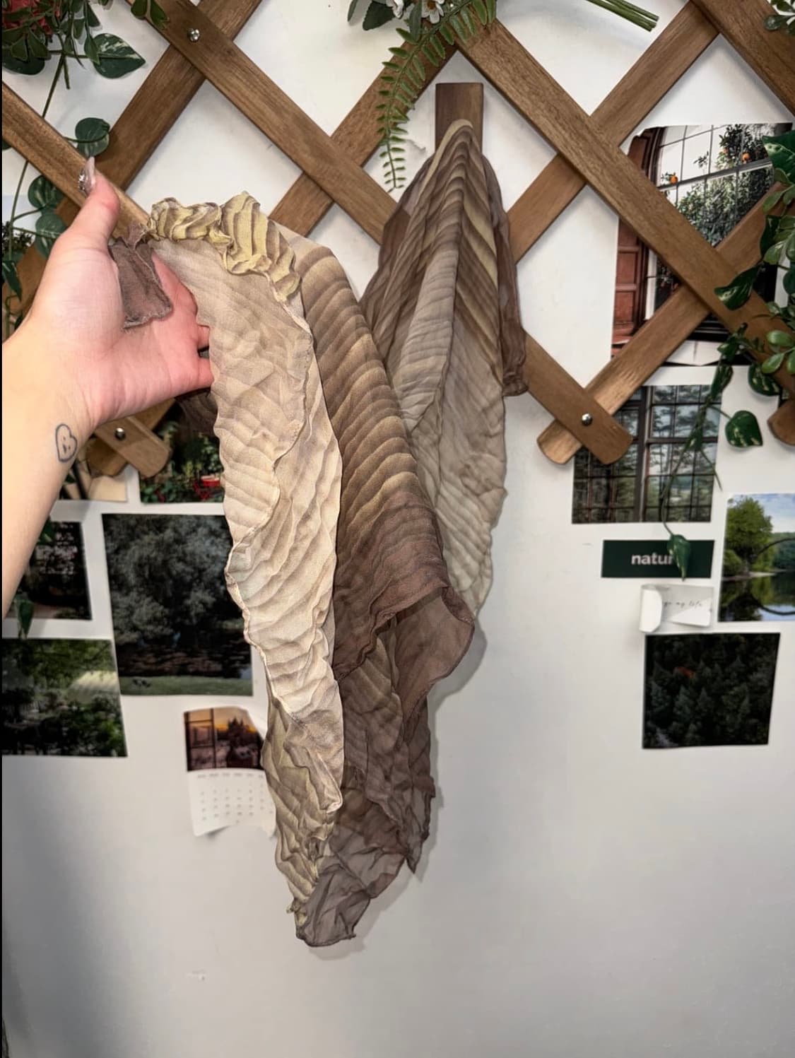 Brown gradient silk scarf 상품이미지2