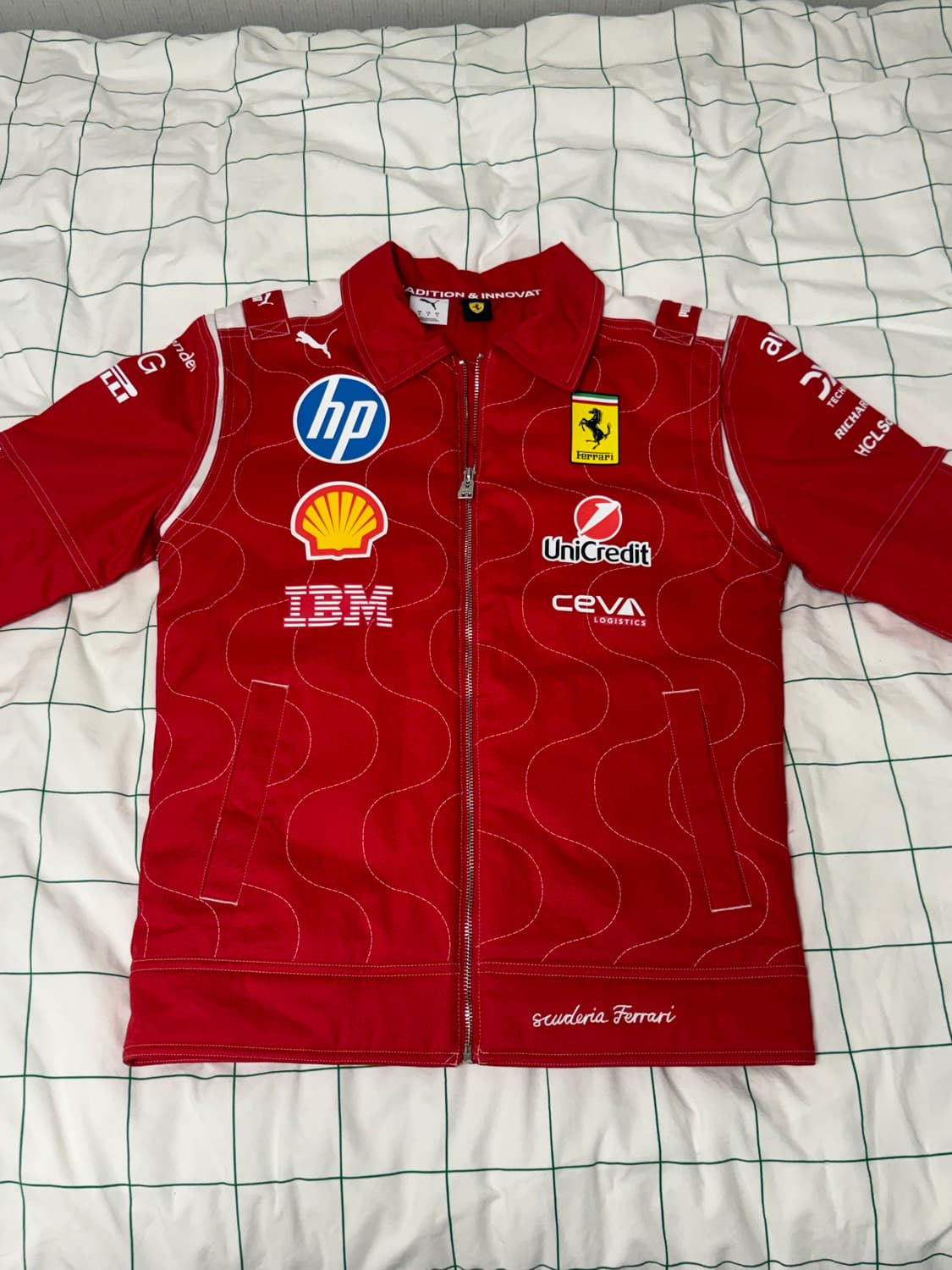 스쿠데리아 페라리 푸마 HP 2025 팀 몬자 레이싱 자켓 로소 코르사 상품이미지2