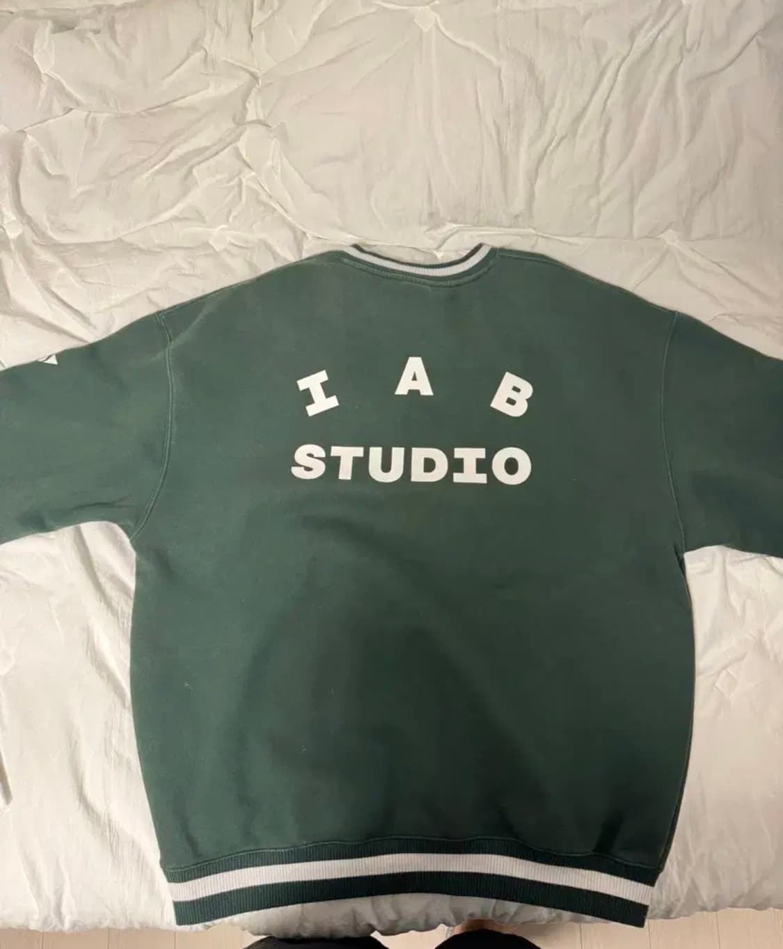 Iab studio x Yonex 스웻셔츠 그린 판매합니다 상품이미지2