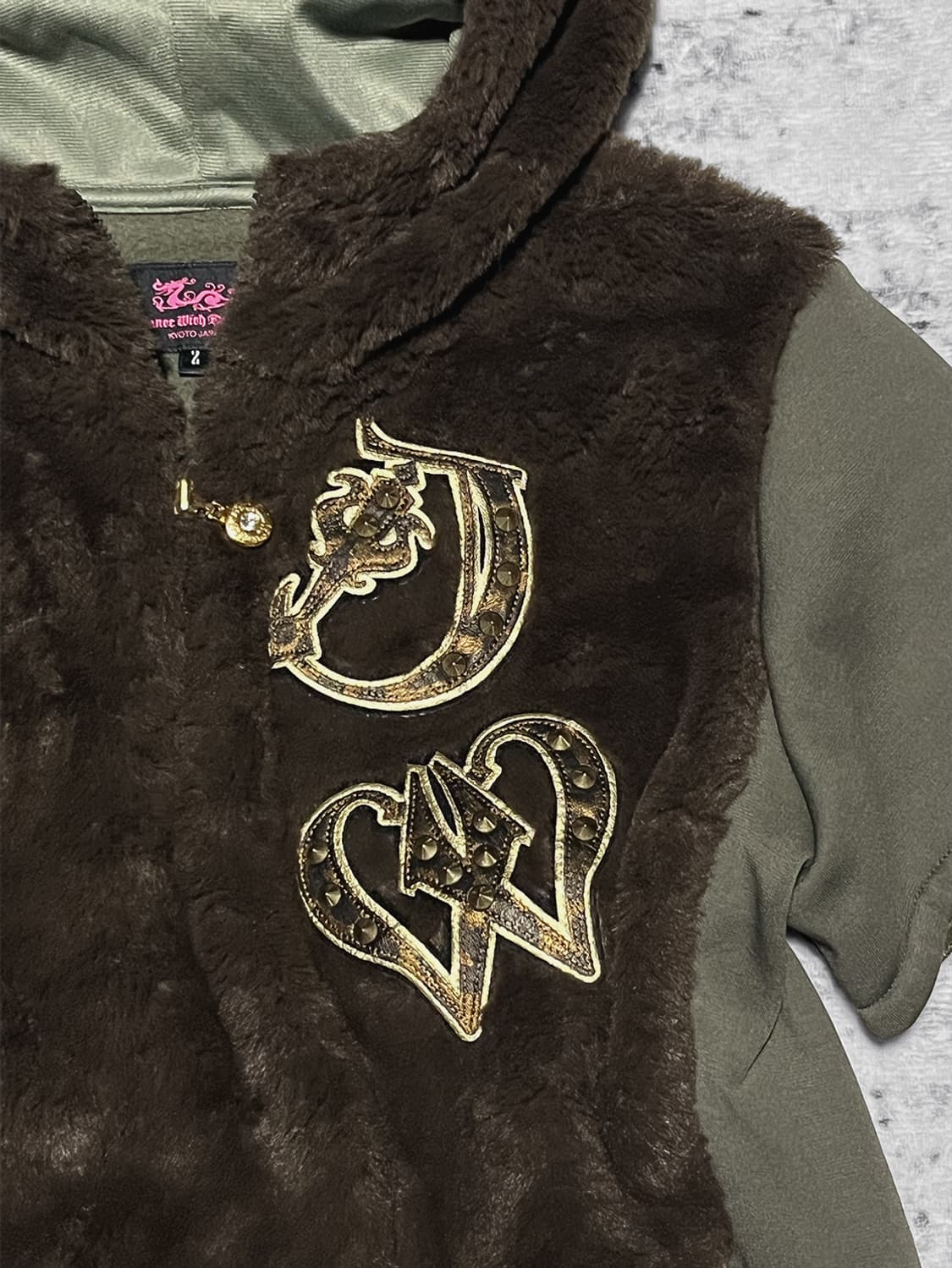 (dnace with dragon) 00s stud hood  상품이미지2