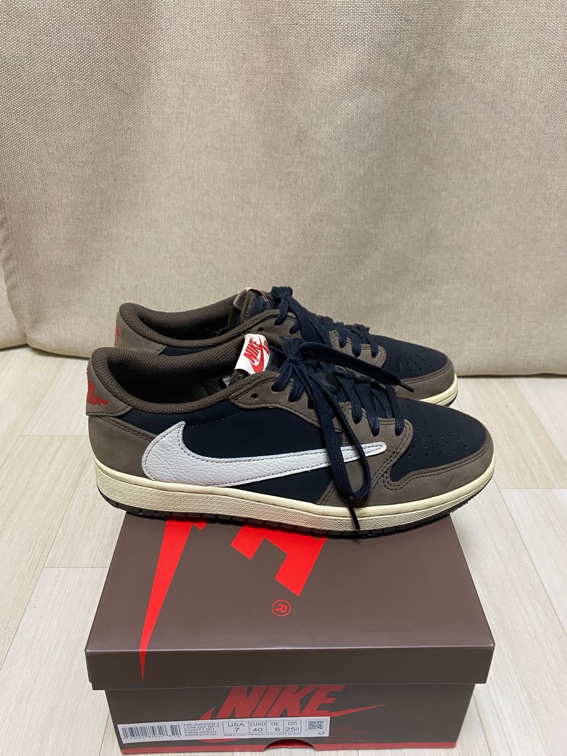 [250] 조던 1 x 트래비스 스캇 레트로 로우 OG SP 모카 상품이미지4