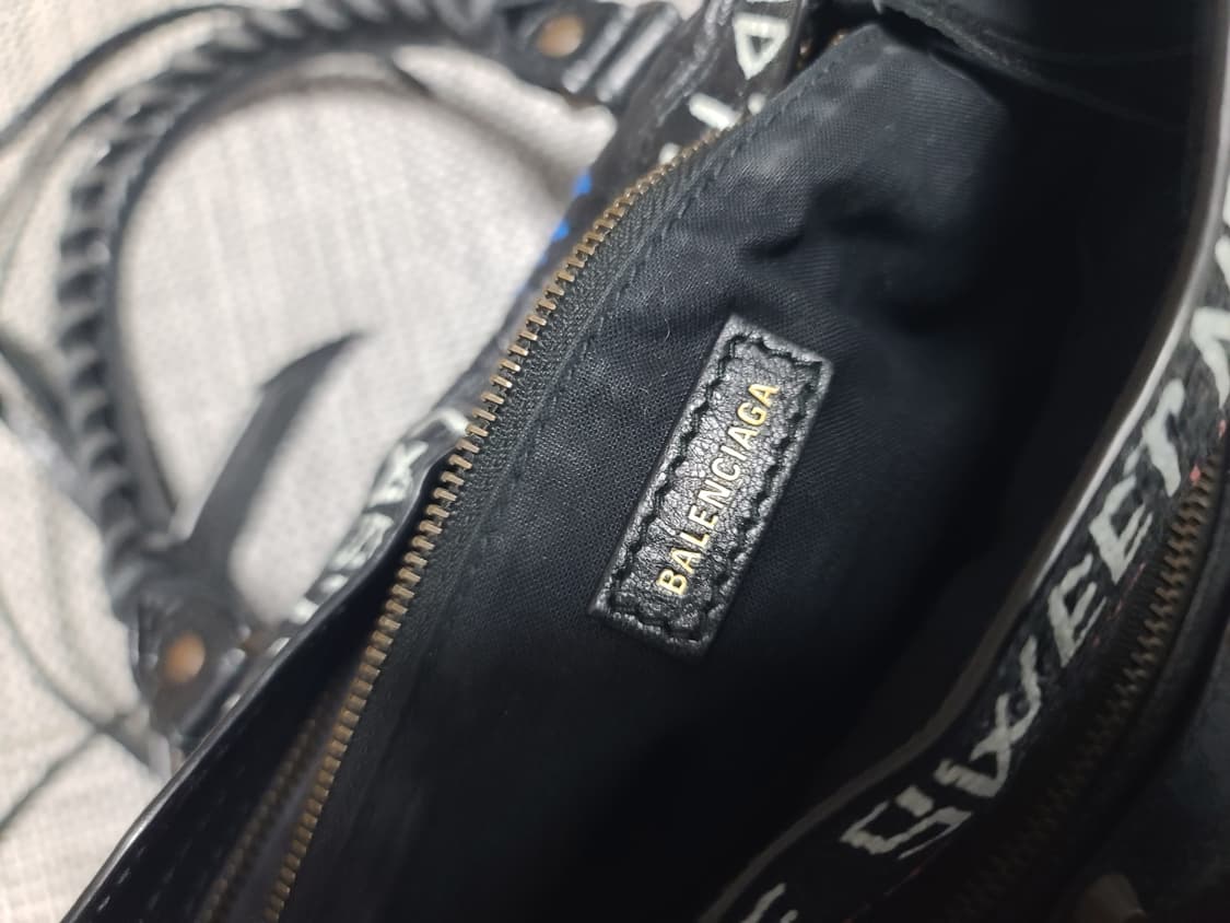 발렌시아가 모터백 스몰 그래피티 블랙 토트백 크로스백 상품이미지9