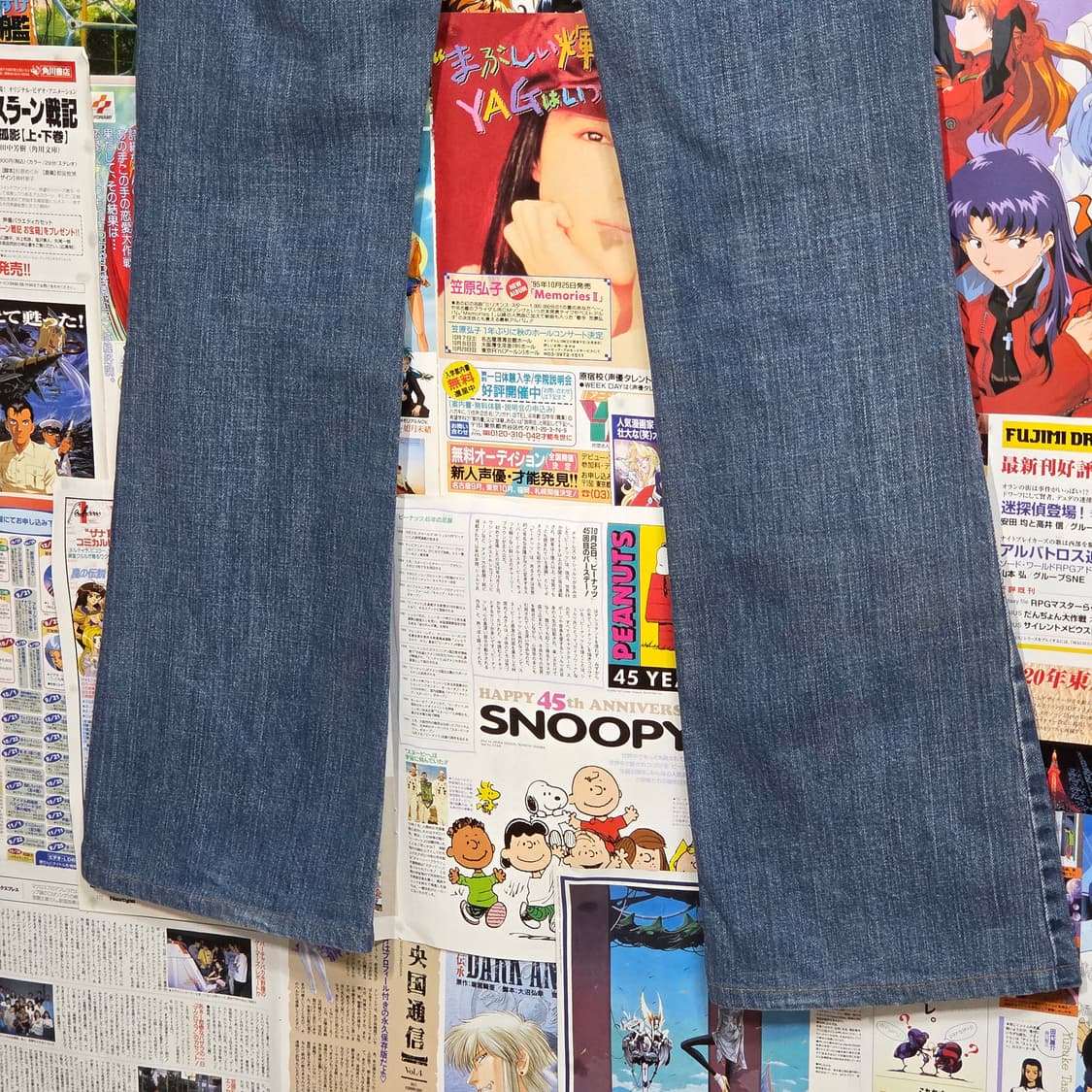 데미지 워싱 지퍼 라인 로우라이즈 부츠컷 팬츠 . 상품이미지7