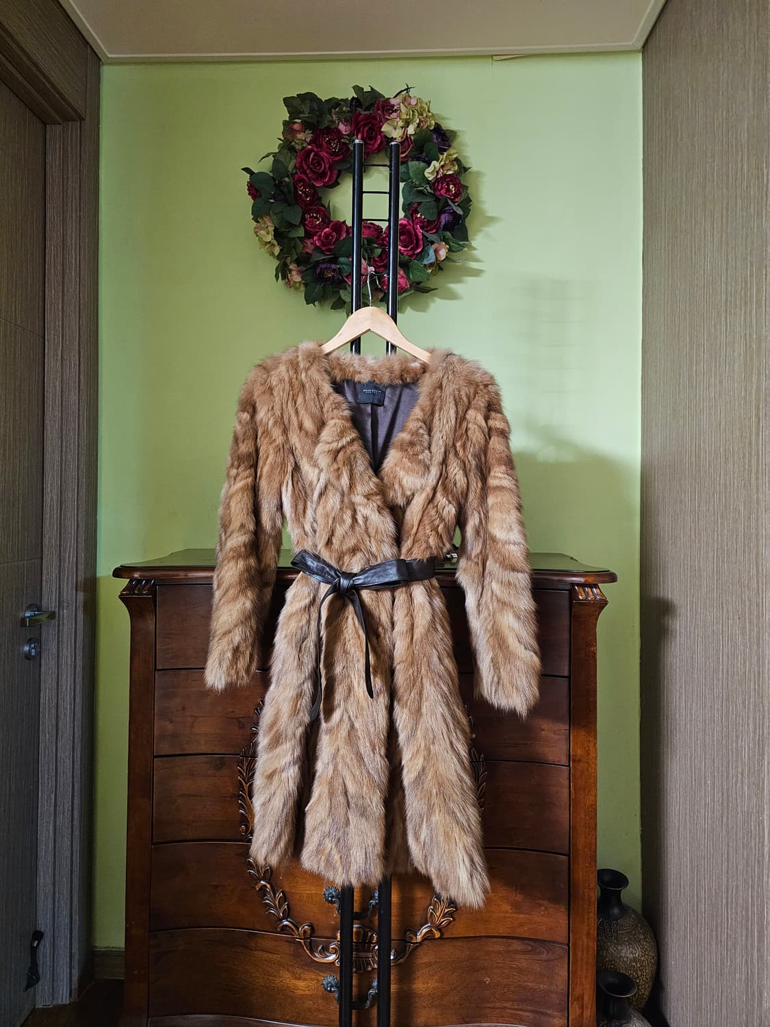 모조에스핀 천연세이블퍼 코트 상품이미지1