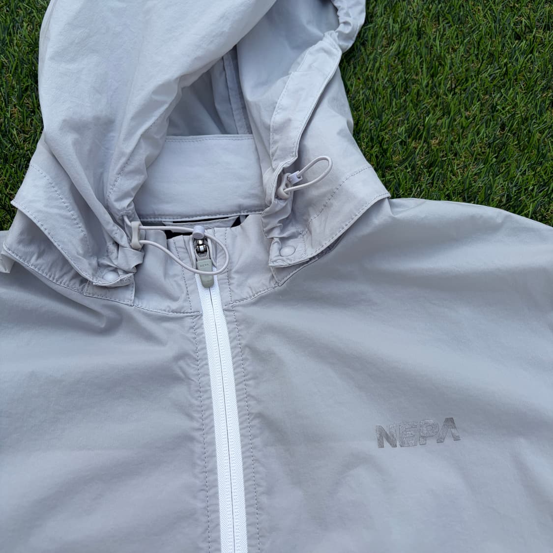 105)NEPA 네파 초경량 라이트 그레이 바람막이 자켓 상품이미지3