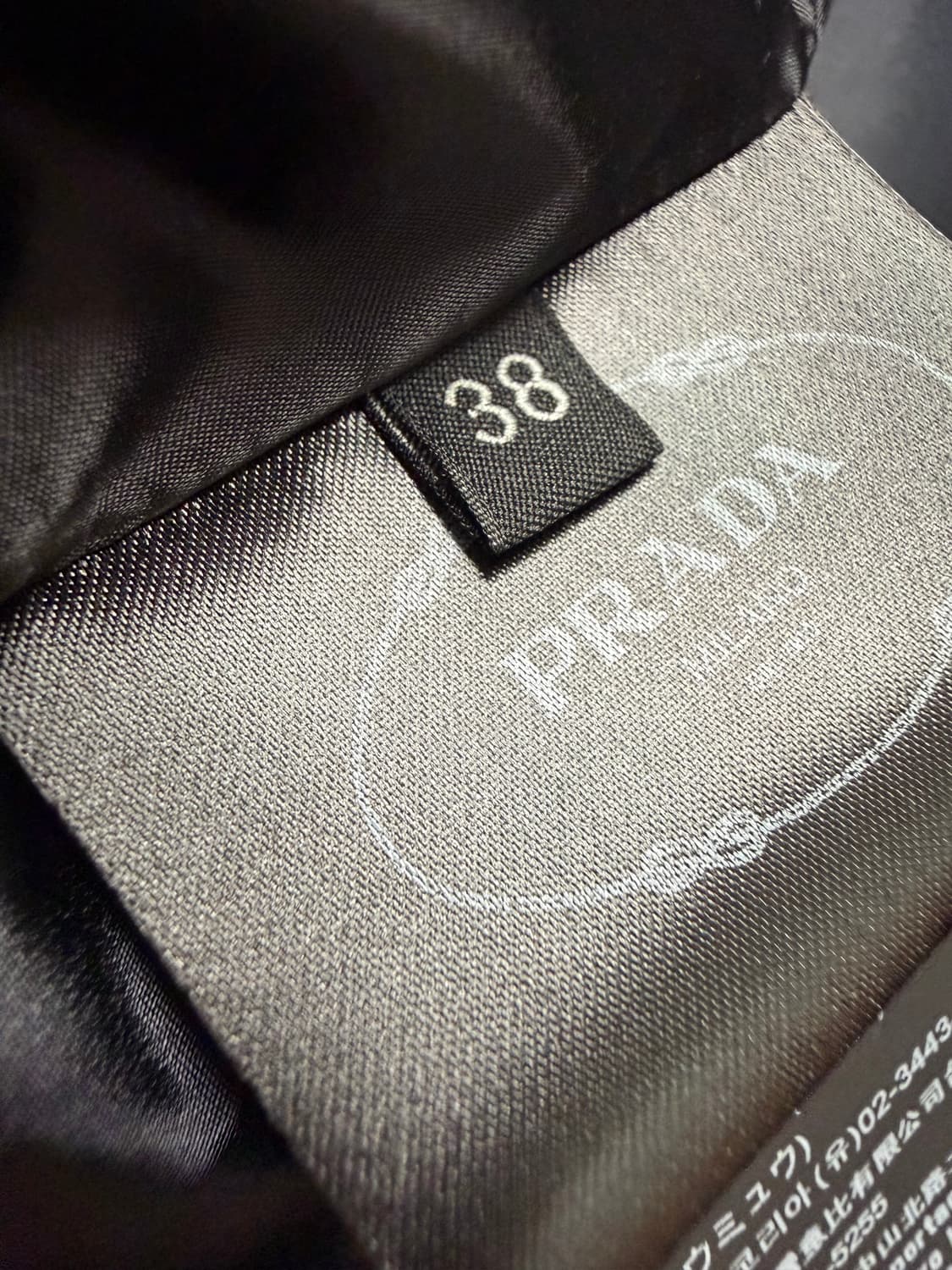 프라다 삼각로고 경량 패딩 점퍼 ( 44~55 ) 상품이미지7