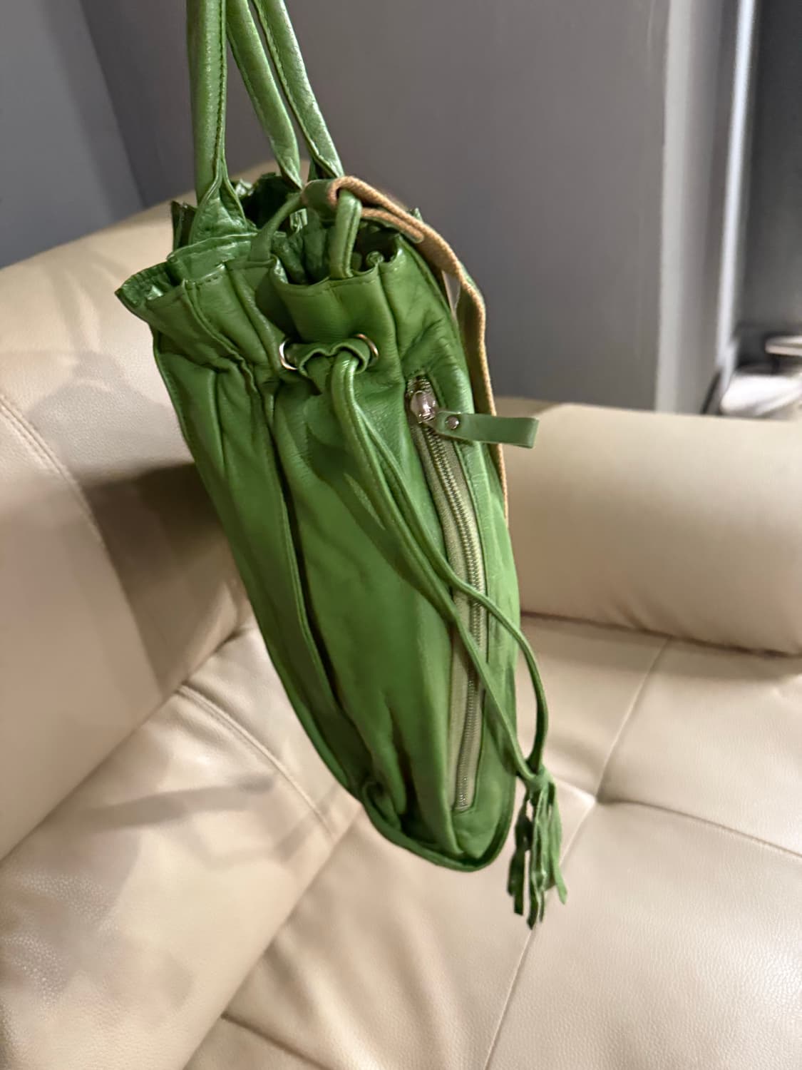 real leather green pleats detail bag 상품이미지5