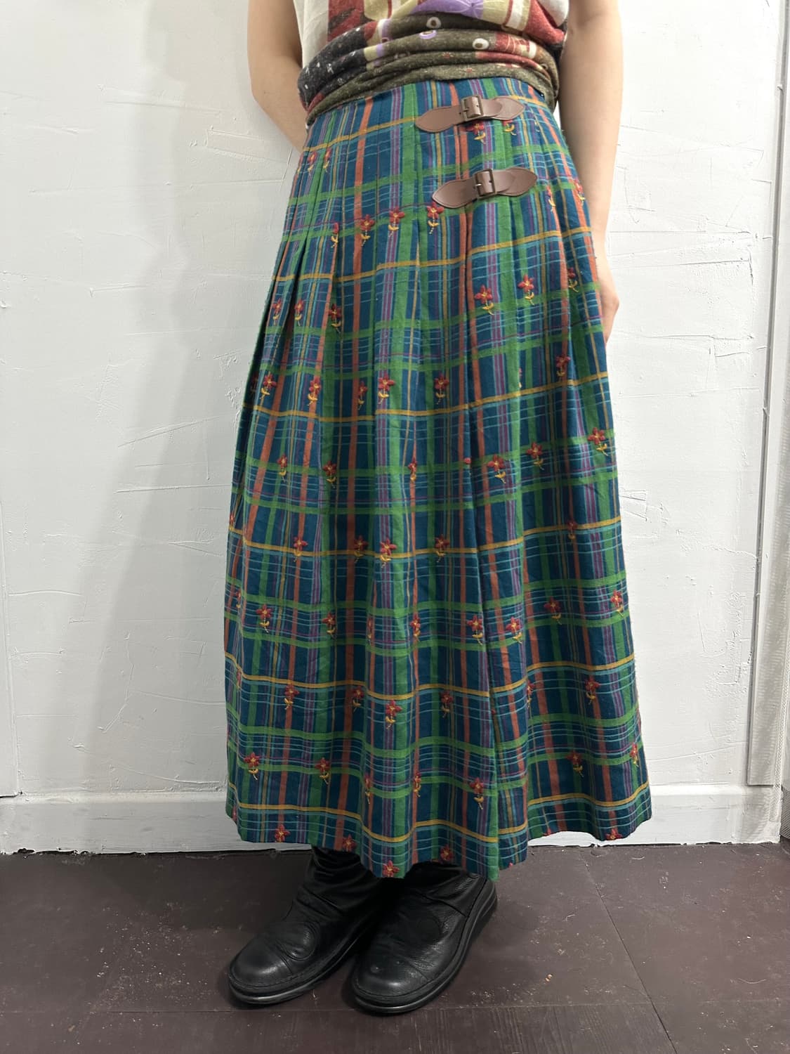 jocomomola flower check buckle skirt 상품이미지4