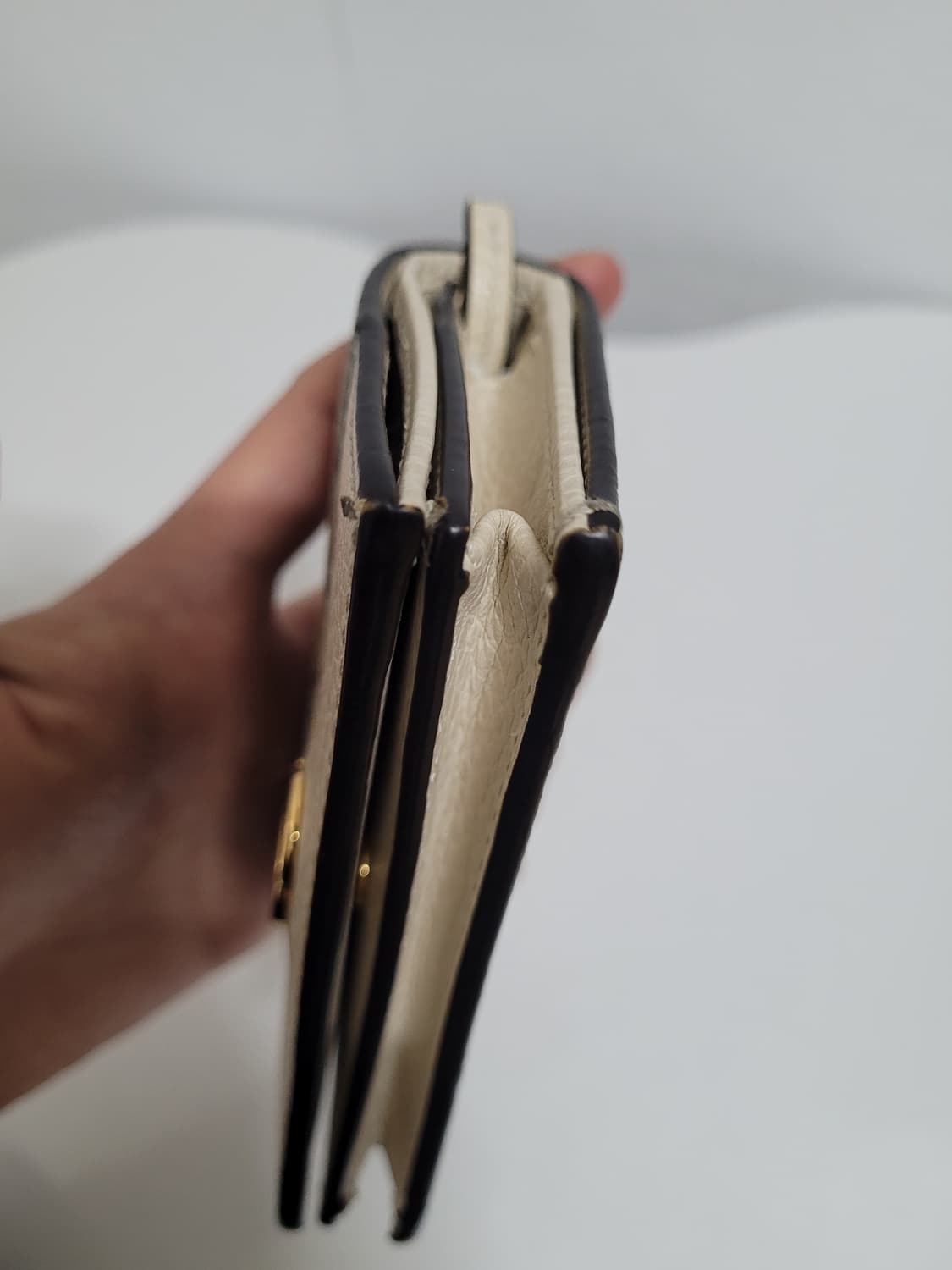 구찌 GG 마몬트 수프림 중지갑 금장 상품이미지6