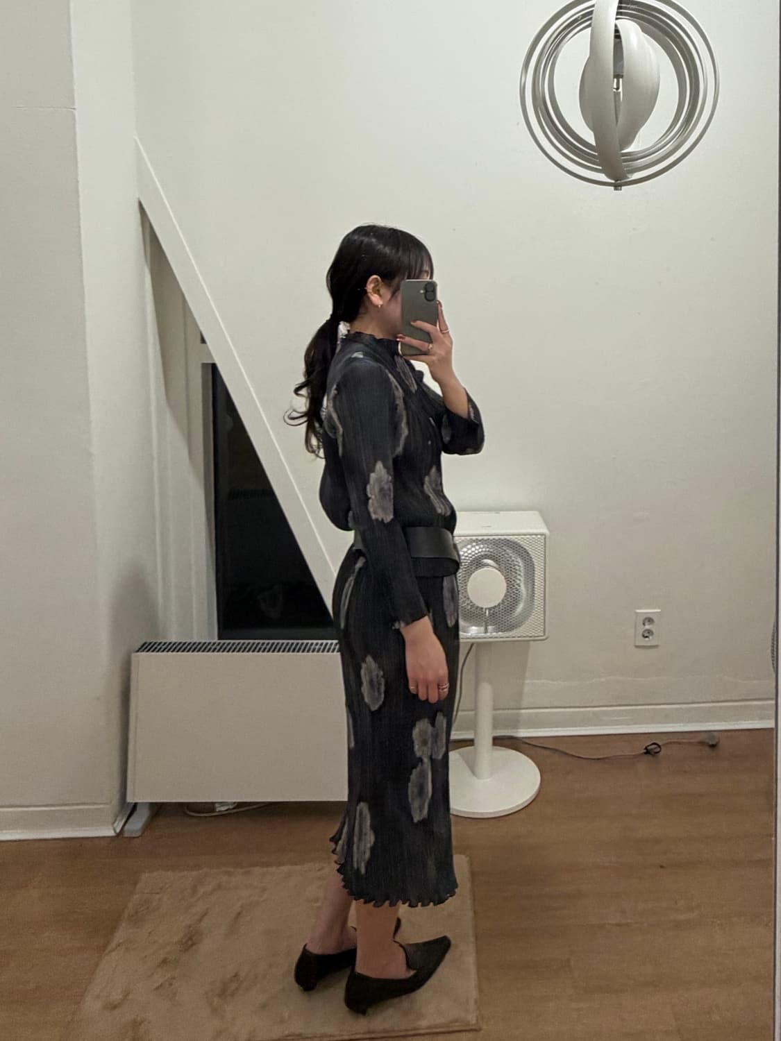 플로럴 플리츠 모크넥 블라우스 상품이미지4