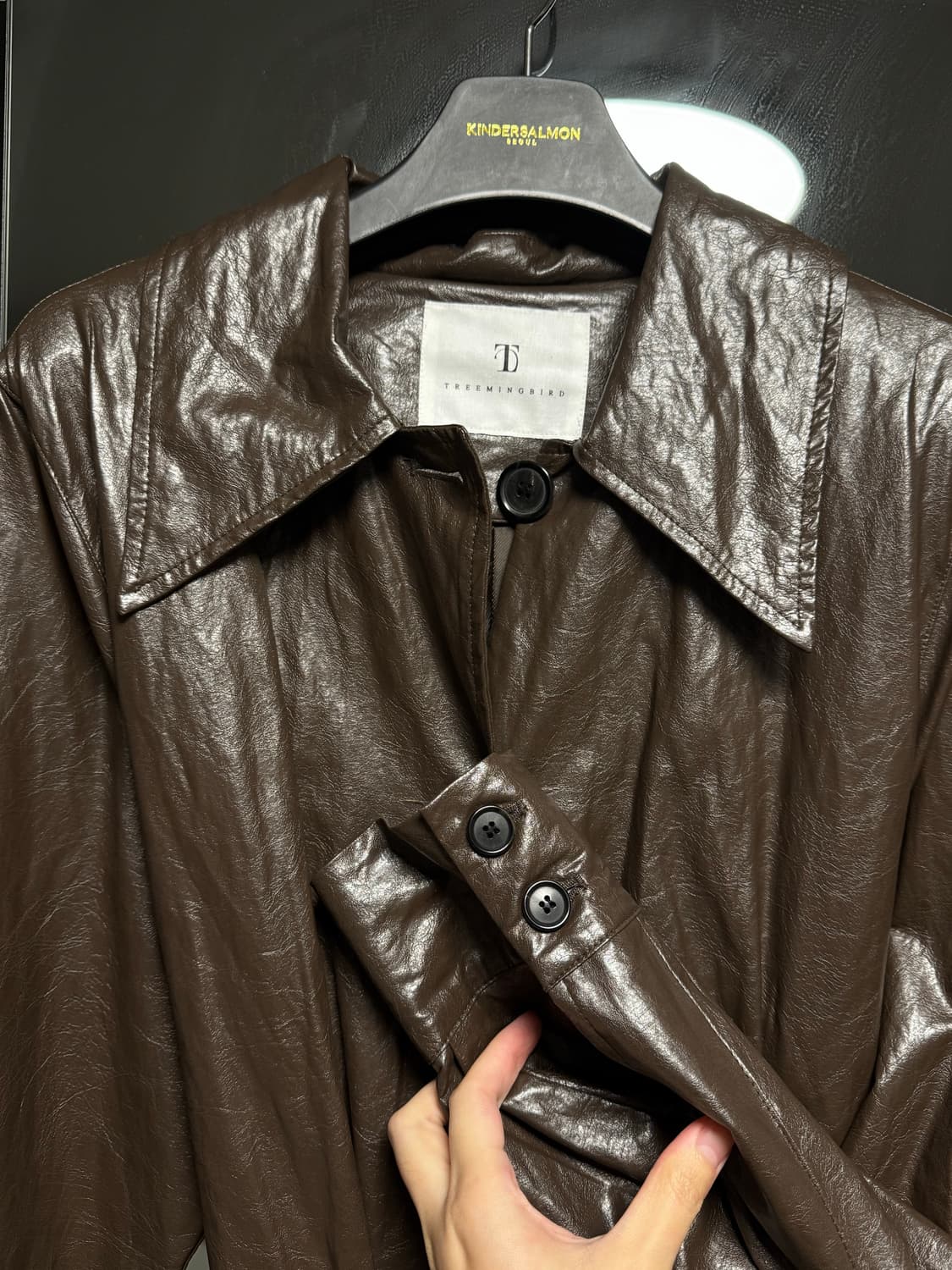 트리밍버드 레더 트렌치 롱 코트(다크초코브라운)  상품이미지1