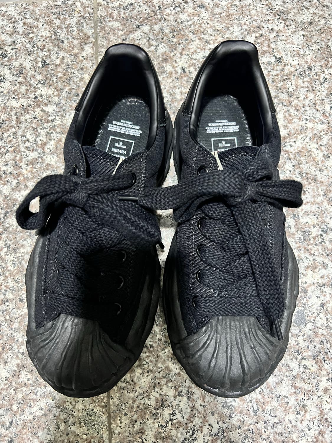 정품 메종 미하라 야스히로 블레이키 블랙 42 상품이미지1