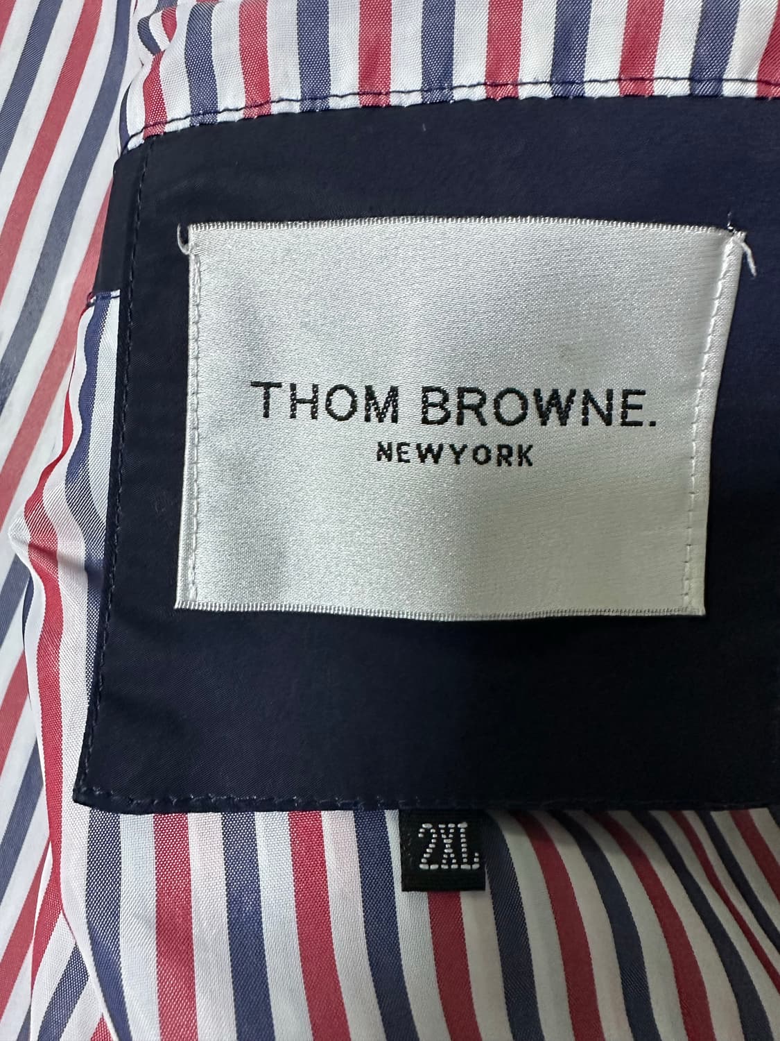 톰브라운 네이비 삼선 바람막이 1사이즈 상품이미지5