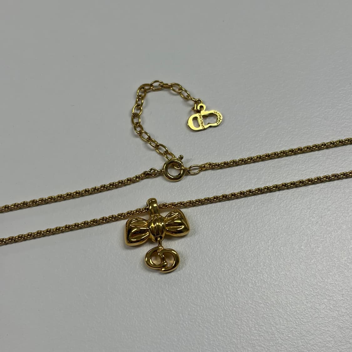 디올 리본 CD 목걸이 상품이미지4