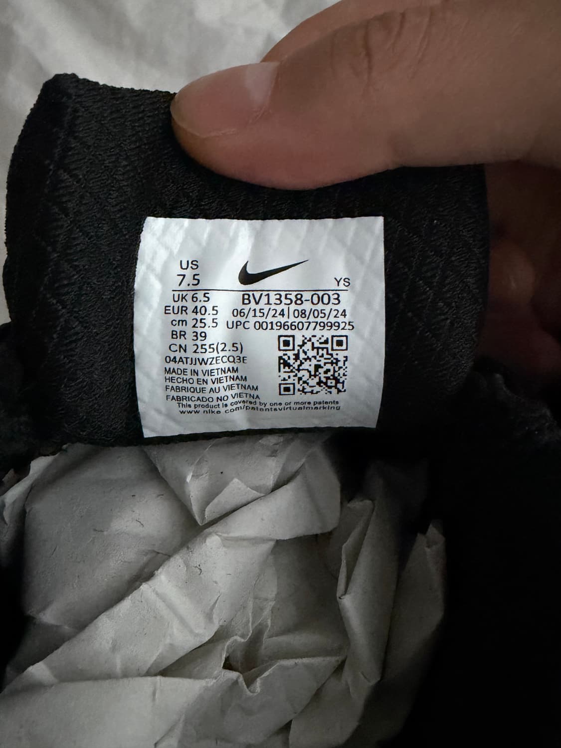 나이키 / 줌보메로5 블랙 / 255 상품이미지8