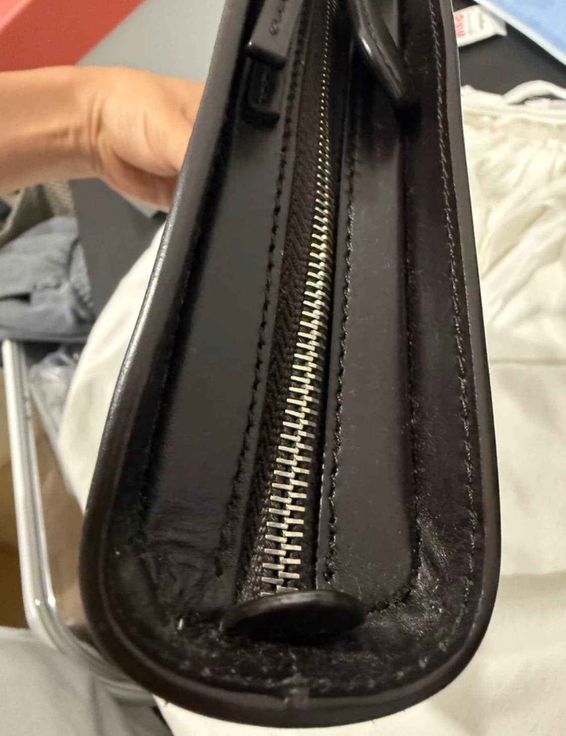 더로우 달리아 바게트 백 다크브라운 The row 상품이미지5