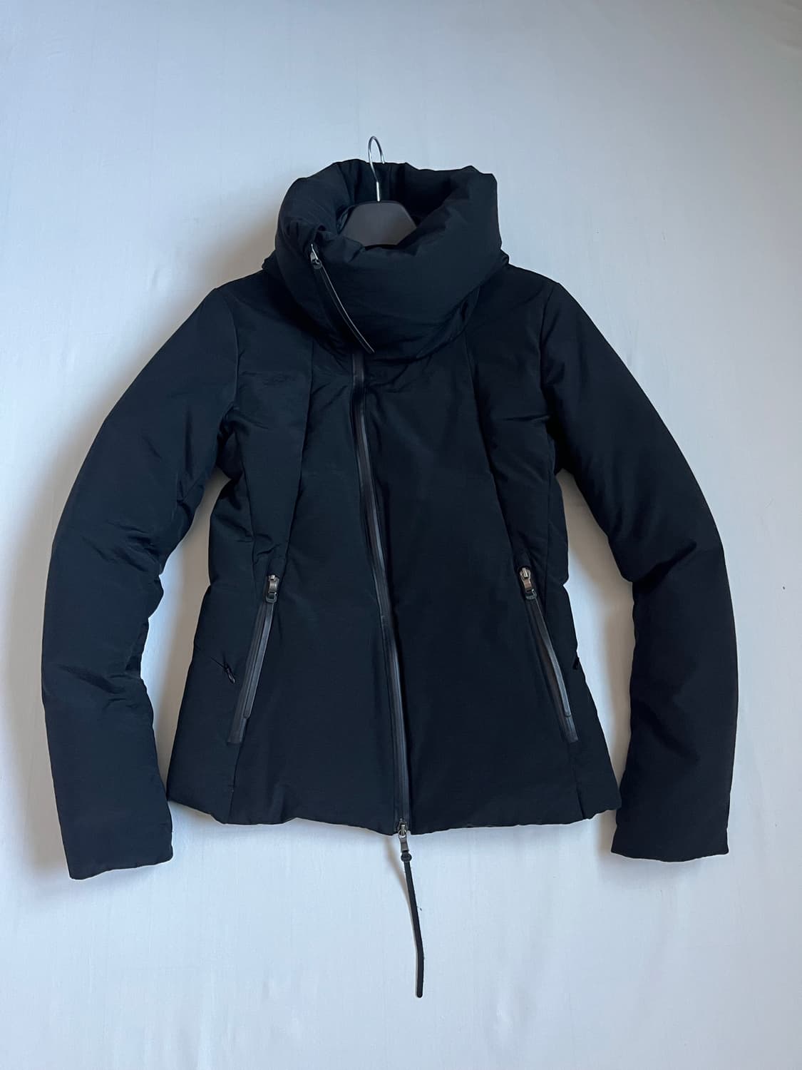 The Viridi-Anne High-Neck Down Jacket 상품이미지1