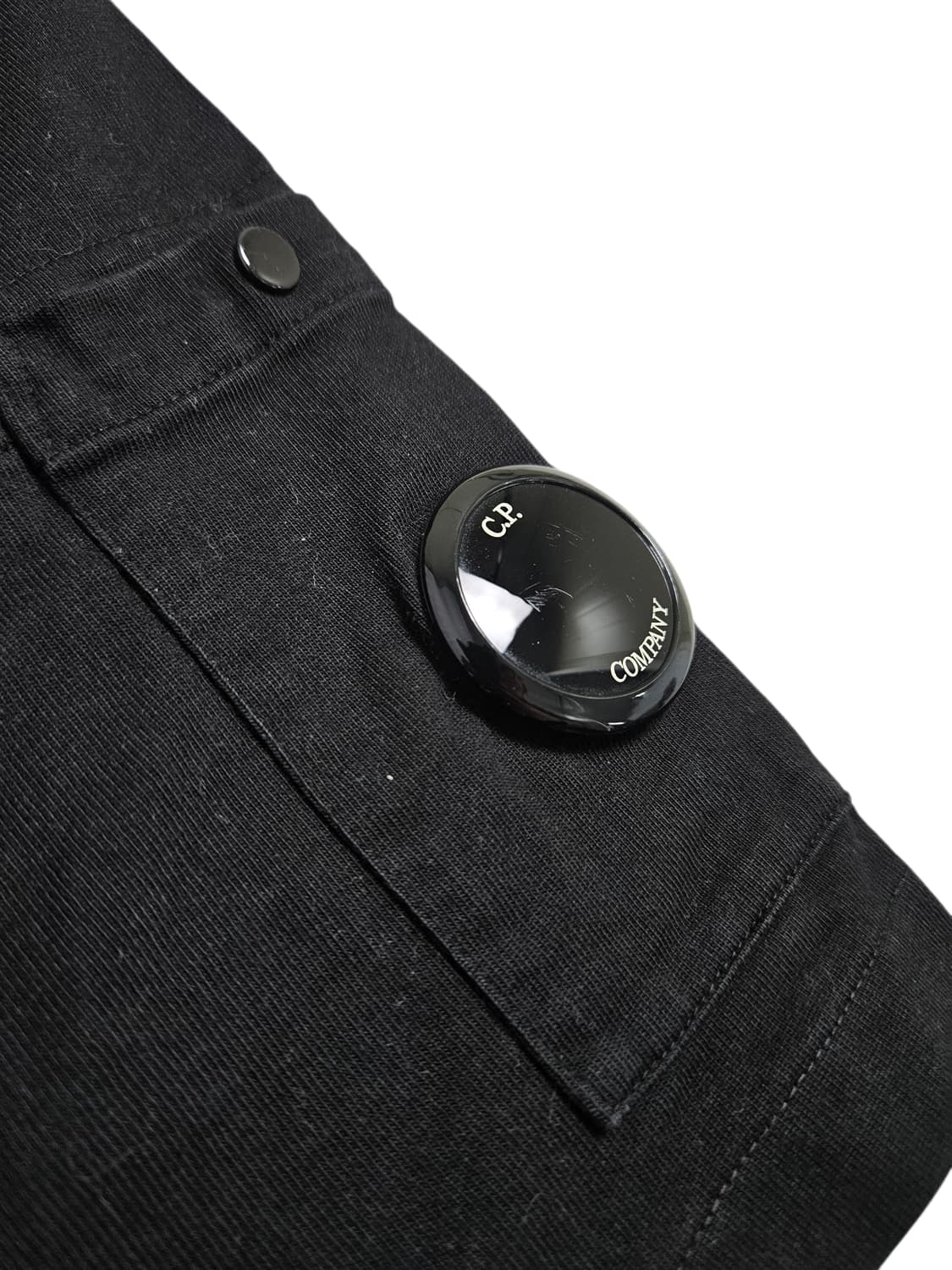 Cp컴퍼니 렌즈 와펜 헤비 코튼 반팔티 블랙 상품이미지3