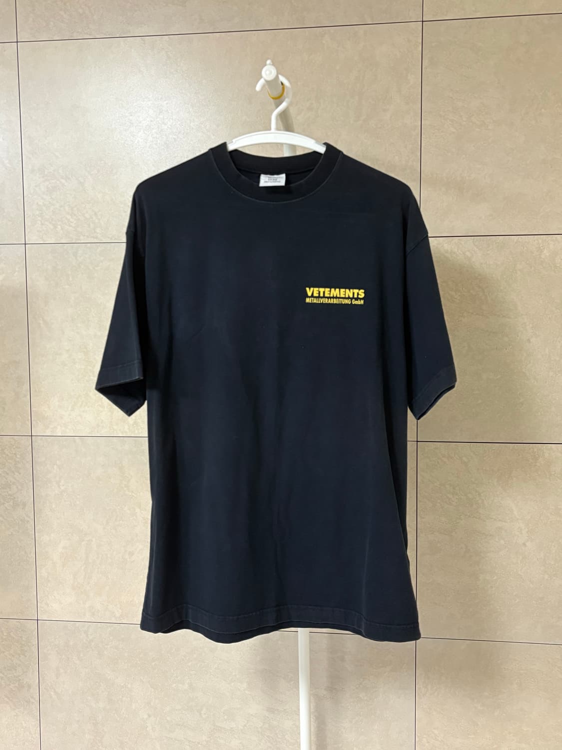 베트멍 메탈로고 반팔 상품이미지2