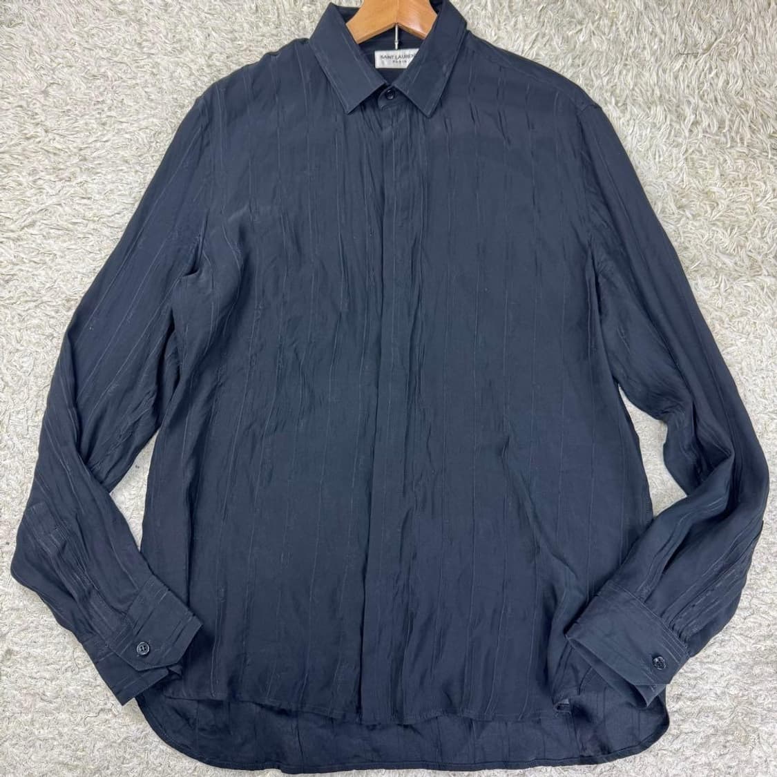 [차은우님 착용] 생로랑 24ss 카산드라 스트라이프 실크 셔츠 상품이미지6