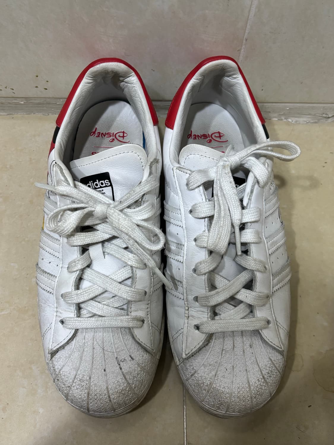 아디다스 디즈니 슈퍼스타 240 상품이미지1