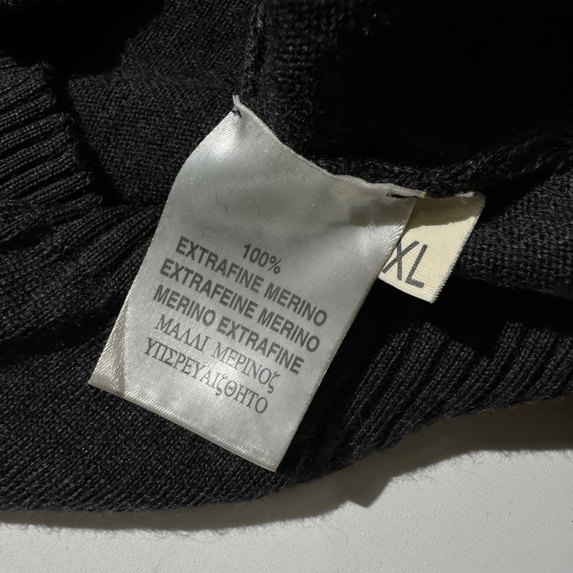 버버리 체크 숄더 메리노울 V넥 니트 상품이미지6