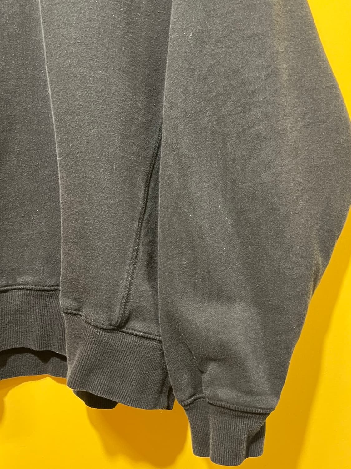 00s [L] 러셀 애슬레틱 맨투맨 블랙 상품이미지5