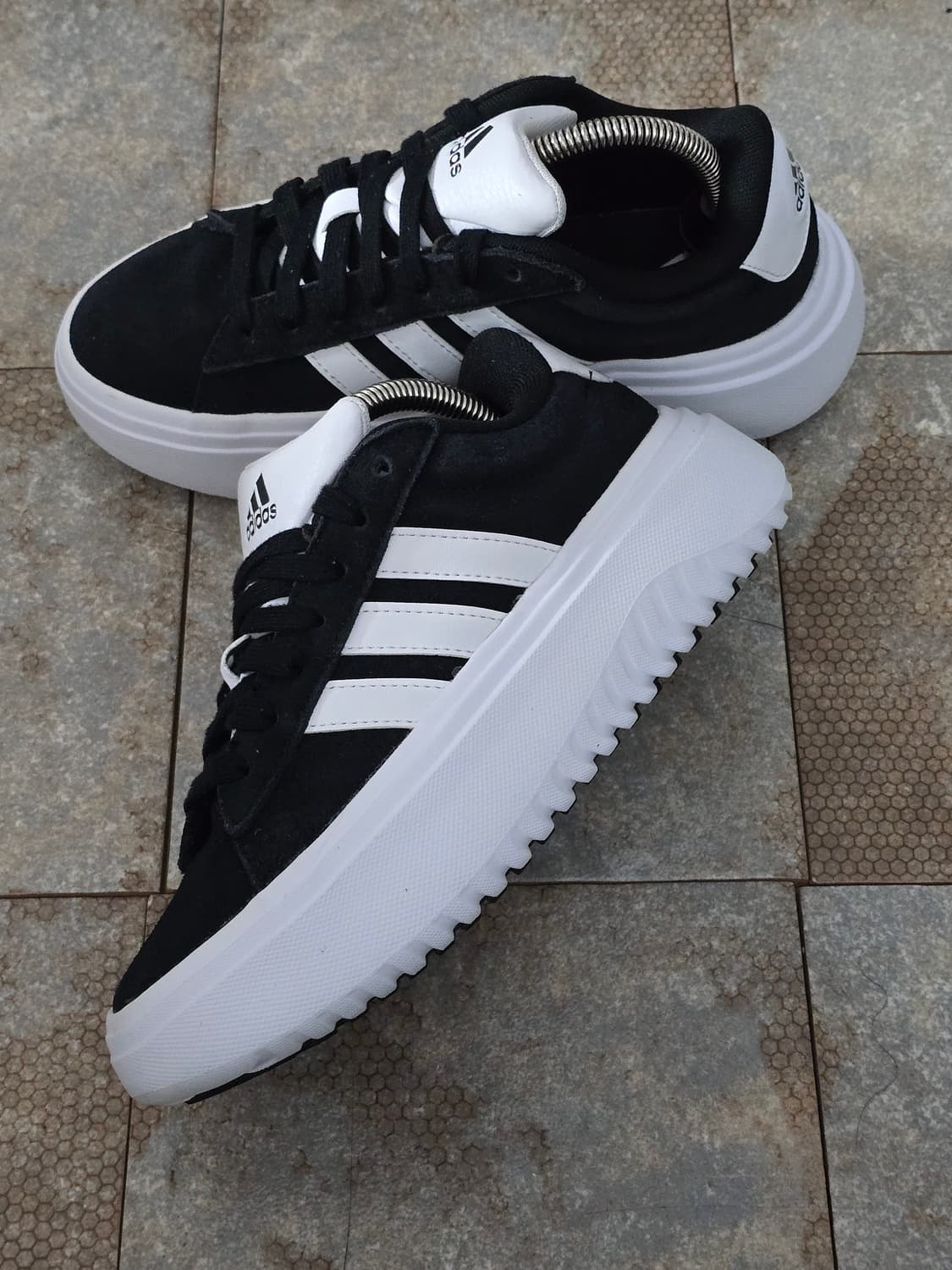 (225)아디다스 그랜드 코트 플랫폼 상품이미지3