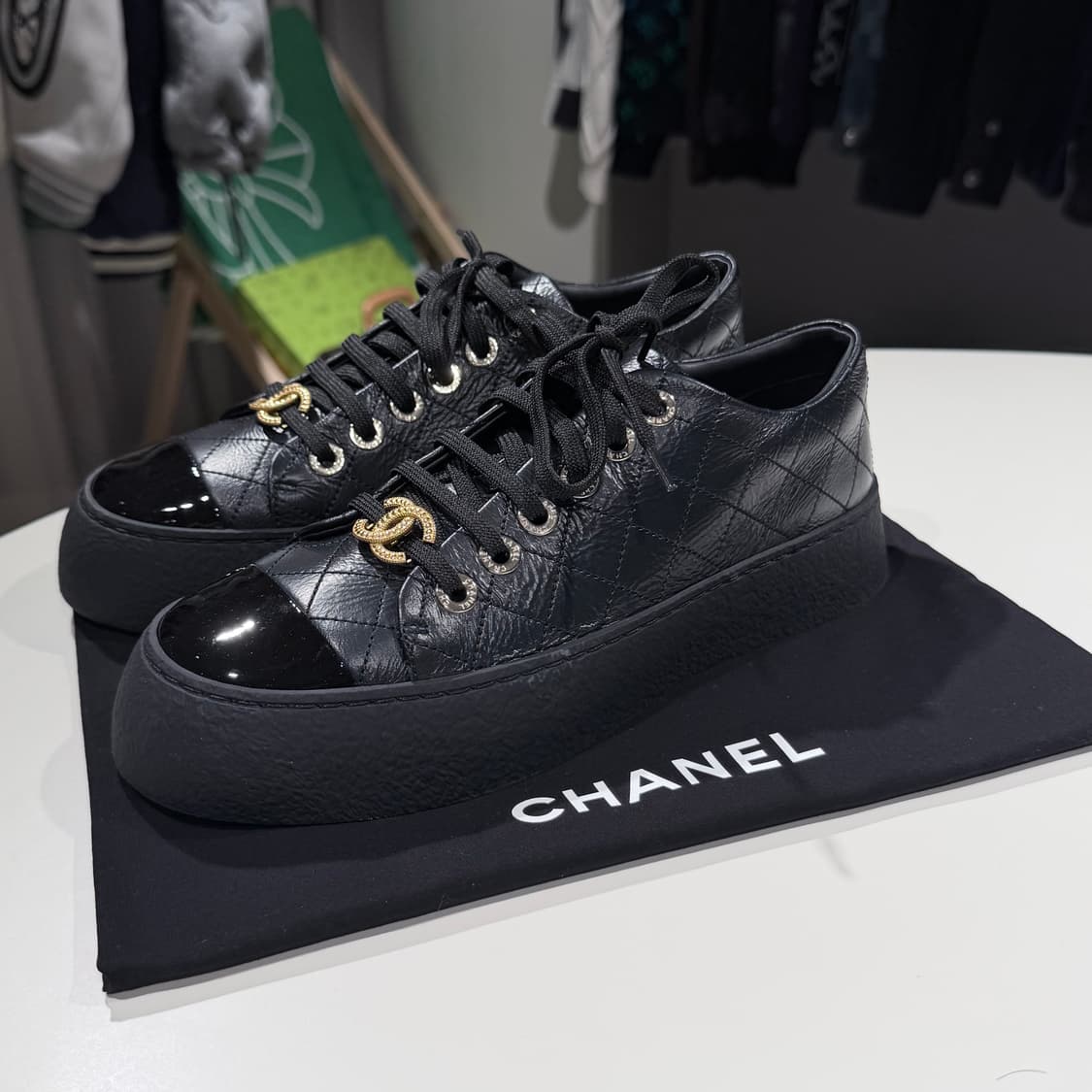 (S+/38.5) / 샤넬 빅터 쿼즈 퀄팅 블랙 스니커즈 상품이미지2