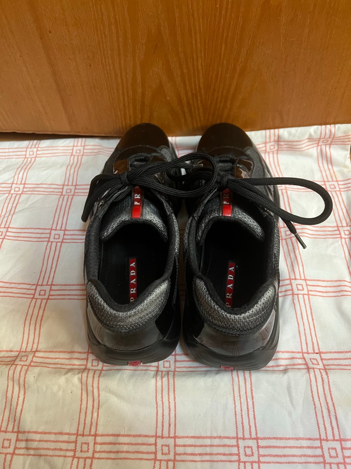 프라다 아메리카컵 og 블랙 유광 상품이미지5