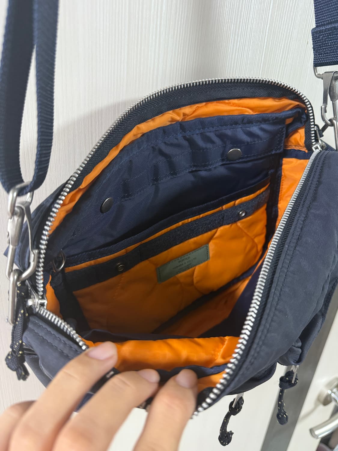 요시다포터 포스 숄더백 s 네이비 상품이미지3