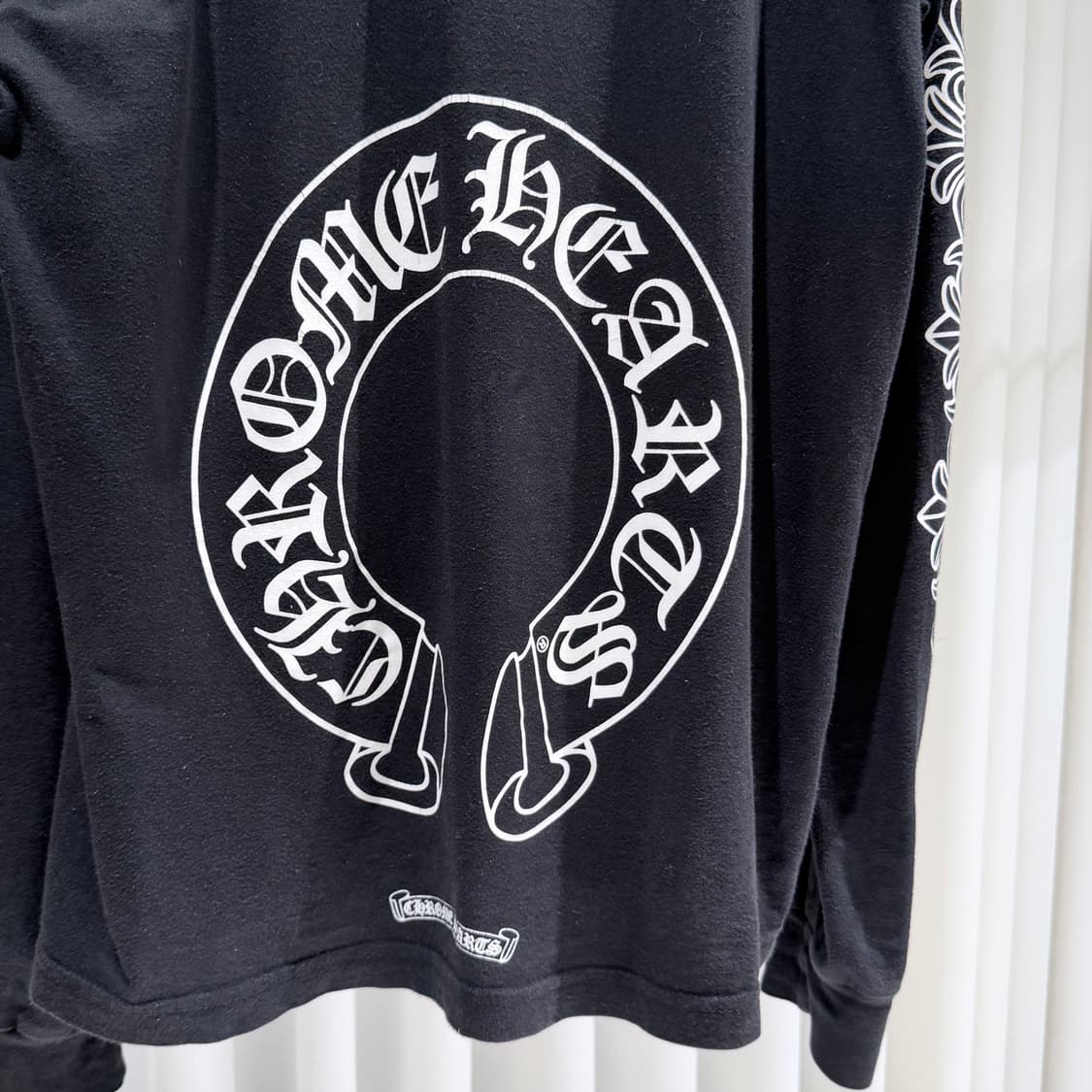 (A/L) / 크롬하츠 홀스슈 플로랄 롱슬리브 긴팔 티셔츠 블랙 상품이미지7