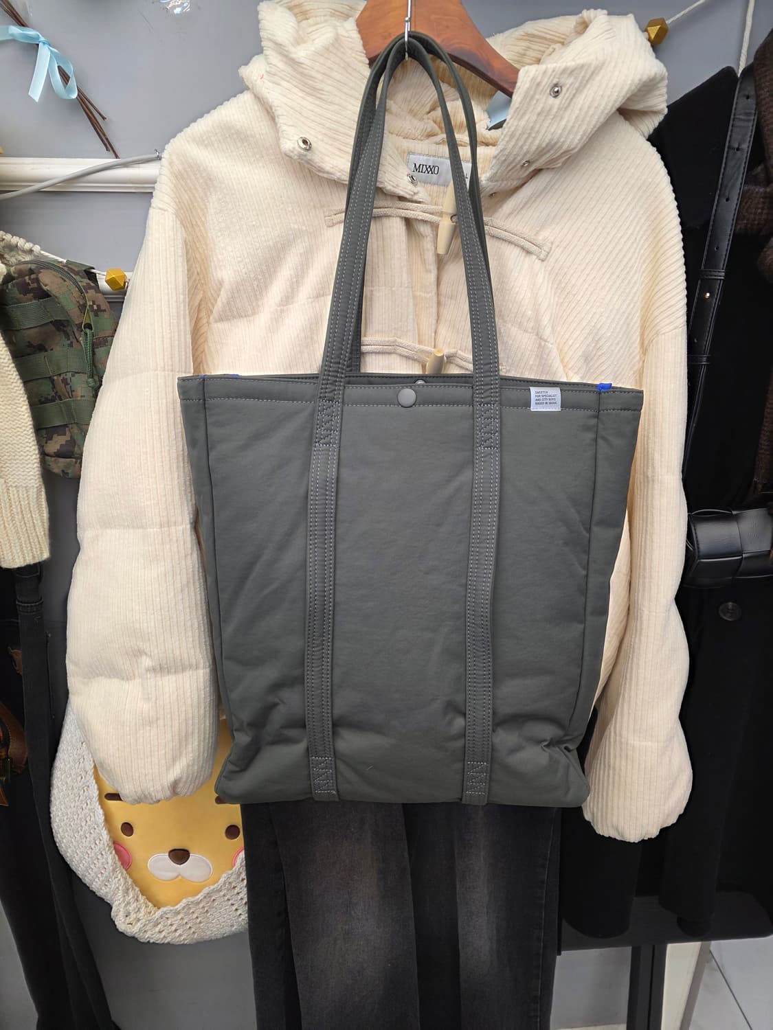 스위치 브리프 토트 스톤 그레이 상품이미지2