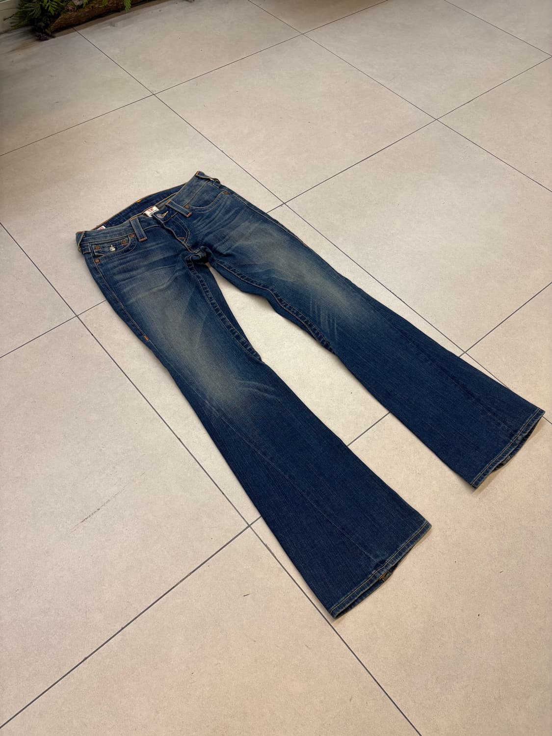 트루릴리전 부츠컷 데님 상품이미지2