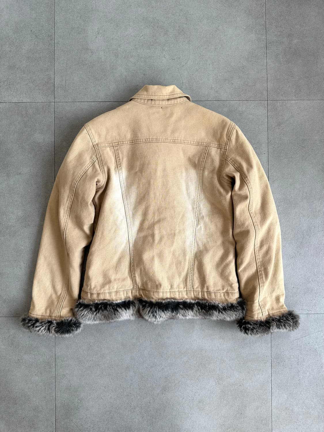 아르마니 베이지 워싱 퍼 트리밍 봄버 상품이미지4