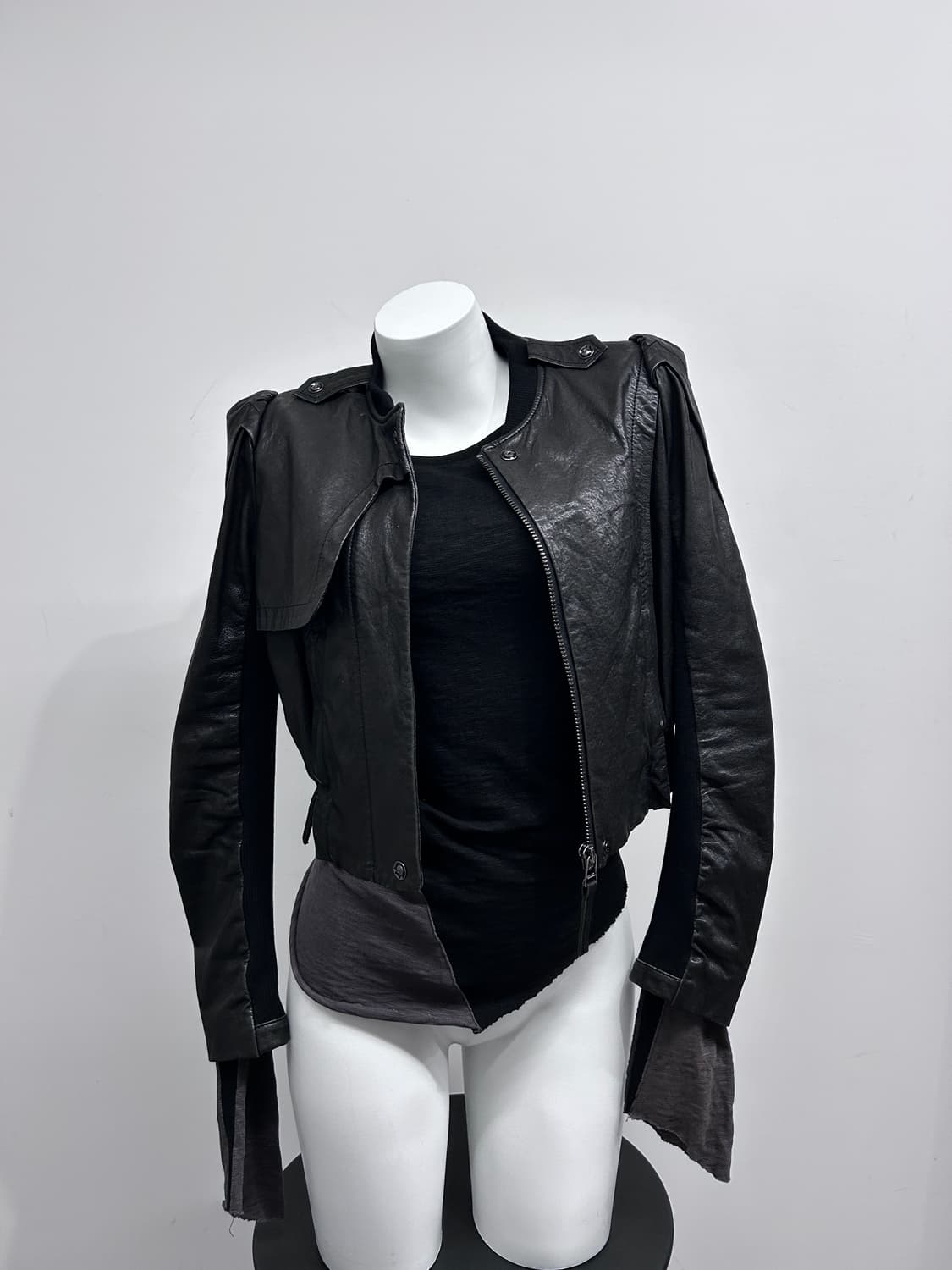 판넬 레이어드 크롭 램스킨 자켓 상품이미지2