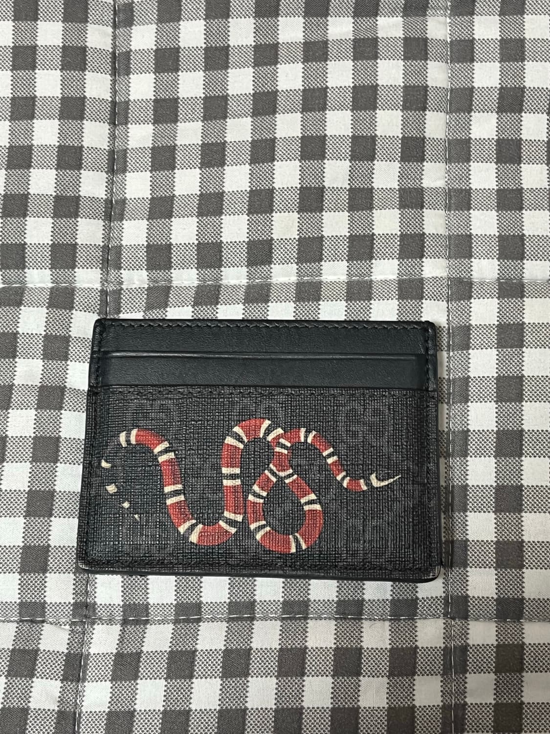 구찌 스네이크지갑 상품이미지1