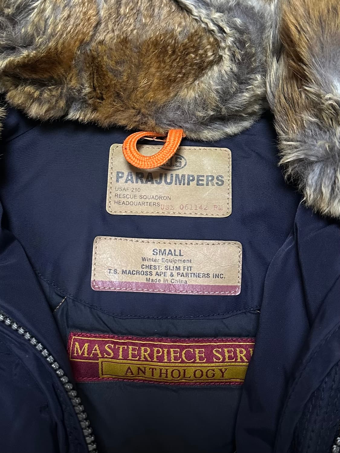 파라점퍼스 마스터피스 블랙 S사이즈 상품이미지4