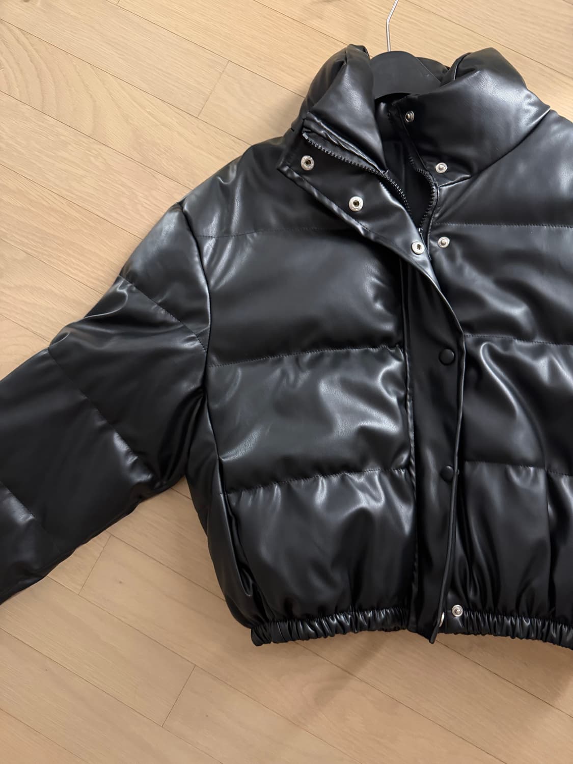 [새상품] 크롭 가죽 패딩 상품이미지2