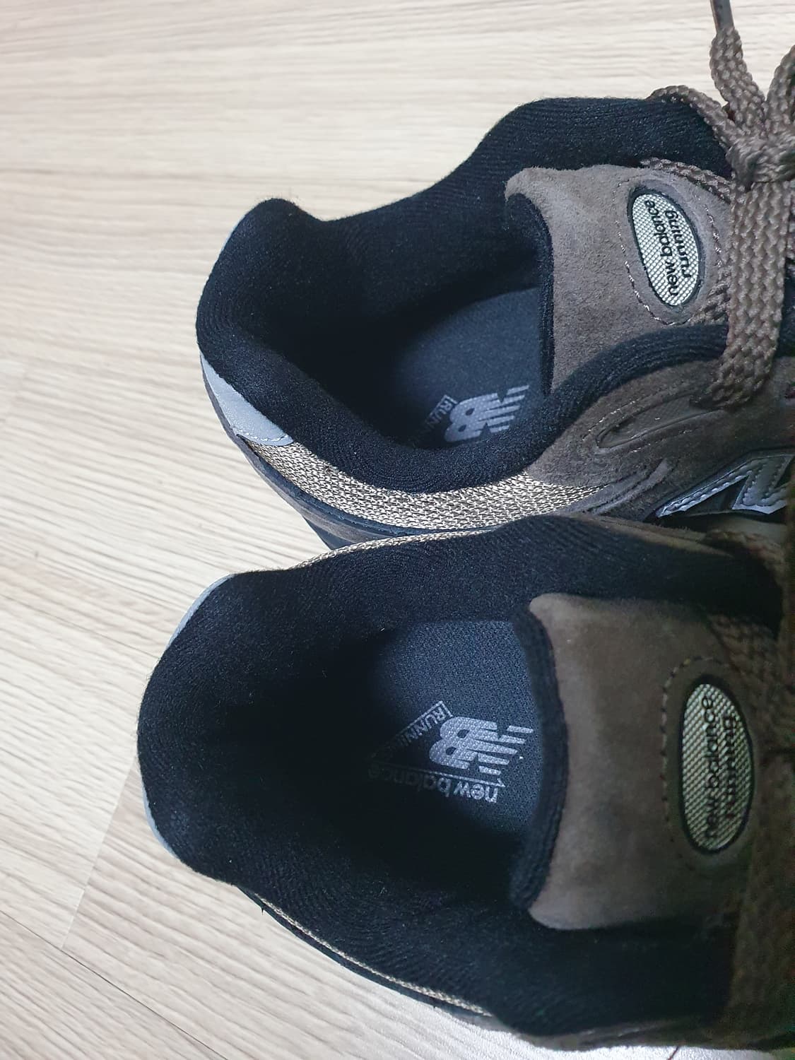 뉴발란스 2002R 브라운 운동화 230 상품이미지8