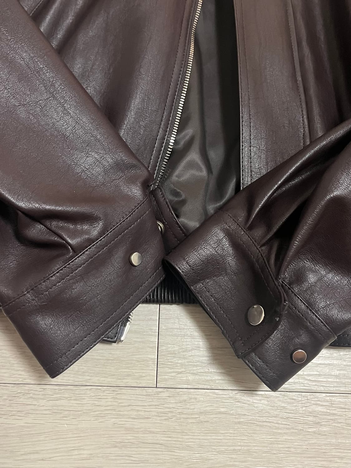 레이디볼륨 레더자켓 VINTAGE LEATHER JACKET 상품이미지4