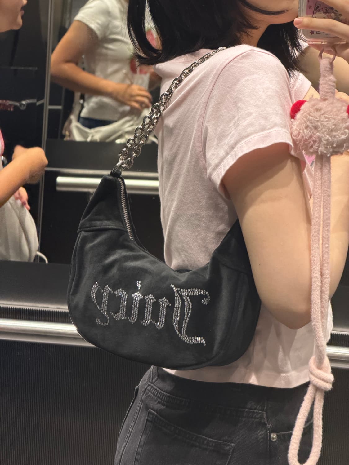 쥬시꾸뛰르 블랙 벨벳 체인호보백 상품이미지7