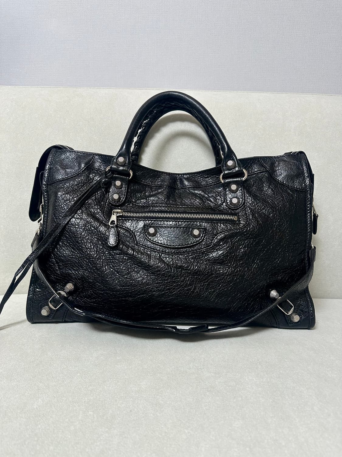 [A+ 정품] 발렌시아가 시티 모터백 미디움 블랙 상품이미지7