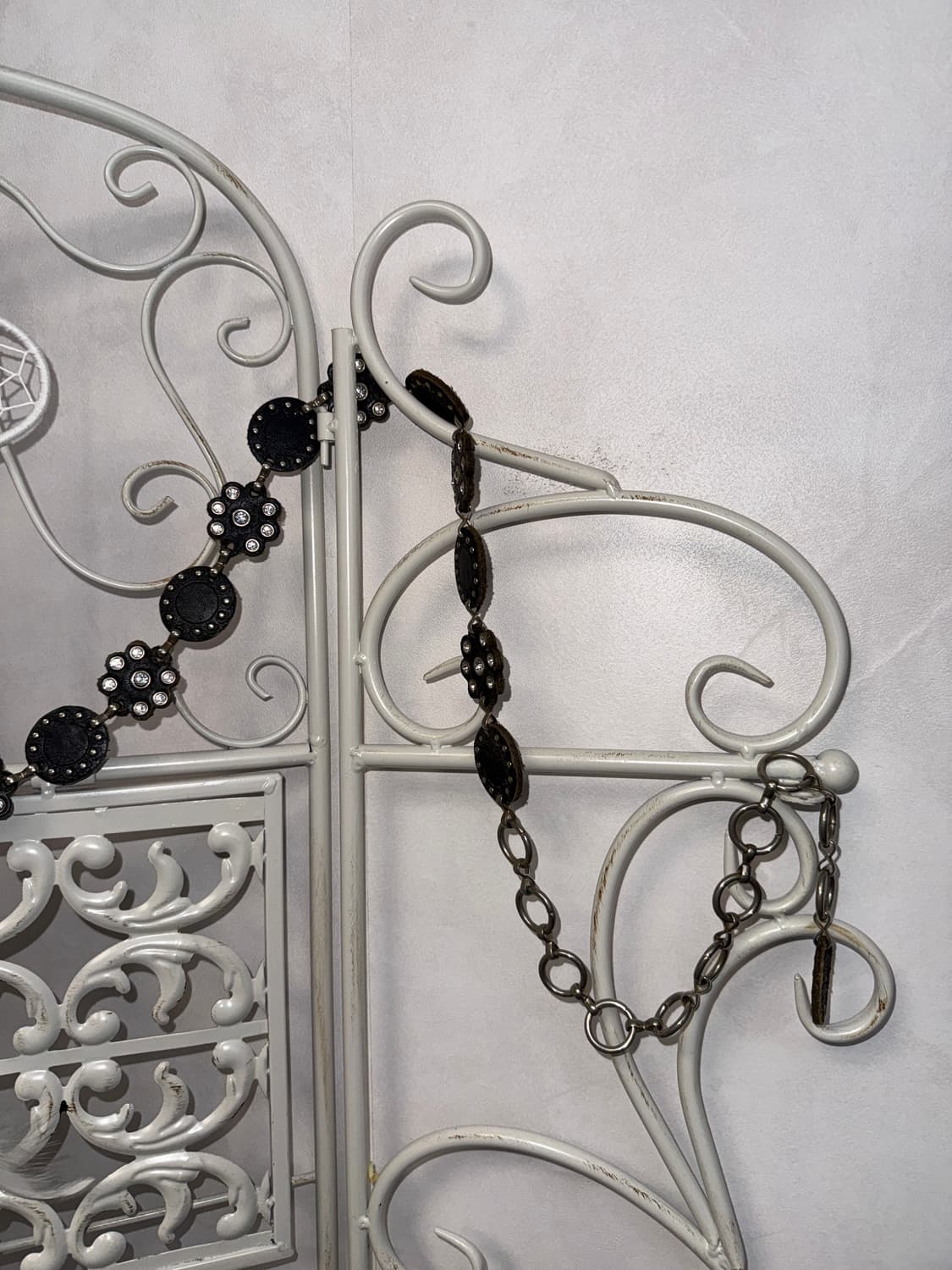 Black oriental flower cubic chain belt 상품이미지3