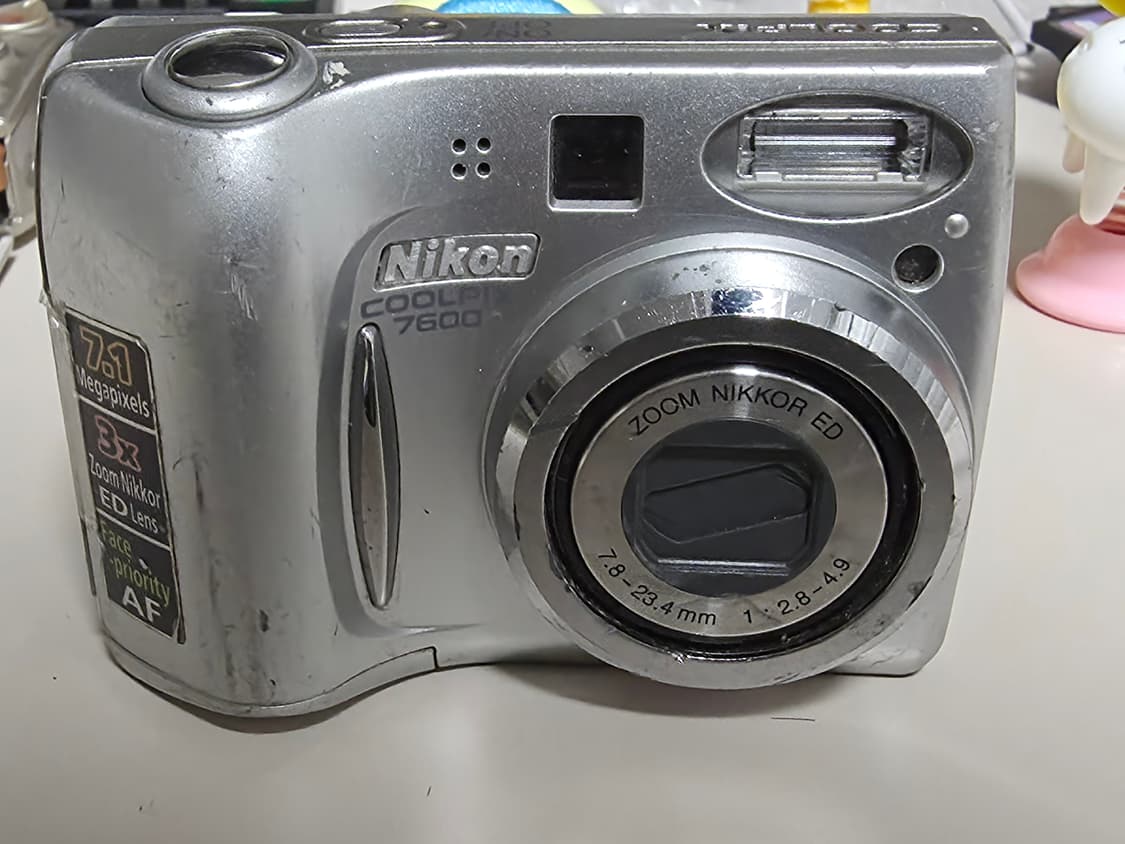 니콘 쿨픽스 7600 빈티지 디지털카메라 상품이미지1